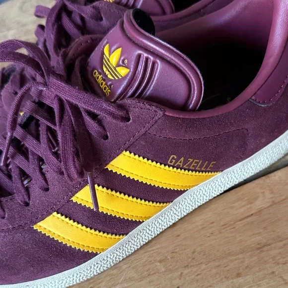 Adidas Gazelle Men's 7 Burgundy and Yellow Portland Timbers Sneakers - Picture 2 of 9